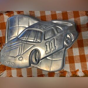 Cake pan